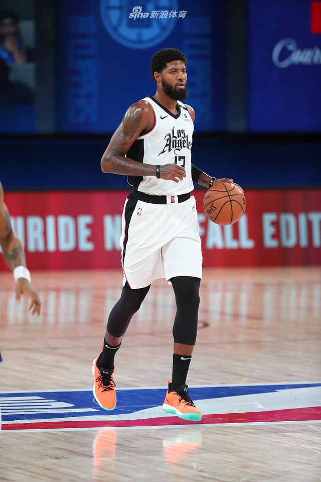 市场上进行 市场上进行